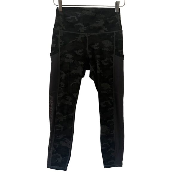 Fabletics Women's Powerhold Camo Camouflage Mesh Pockets Leggings - Size XS - Picture 2 of 7